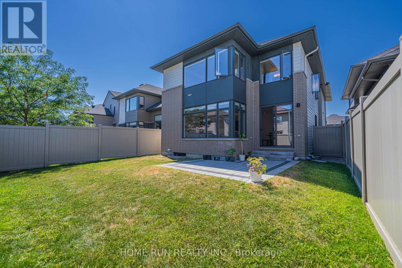Photo 47 of 899 Ralph Hennessy Avenue, Ottawa ON