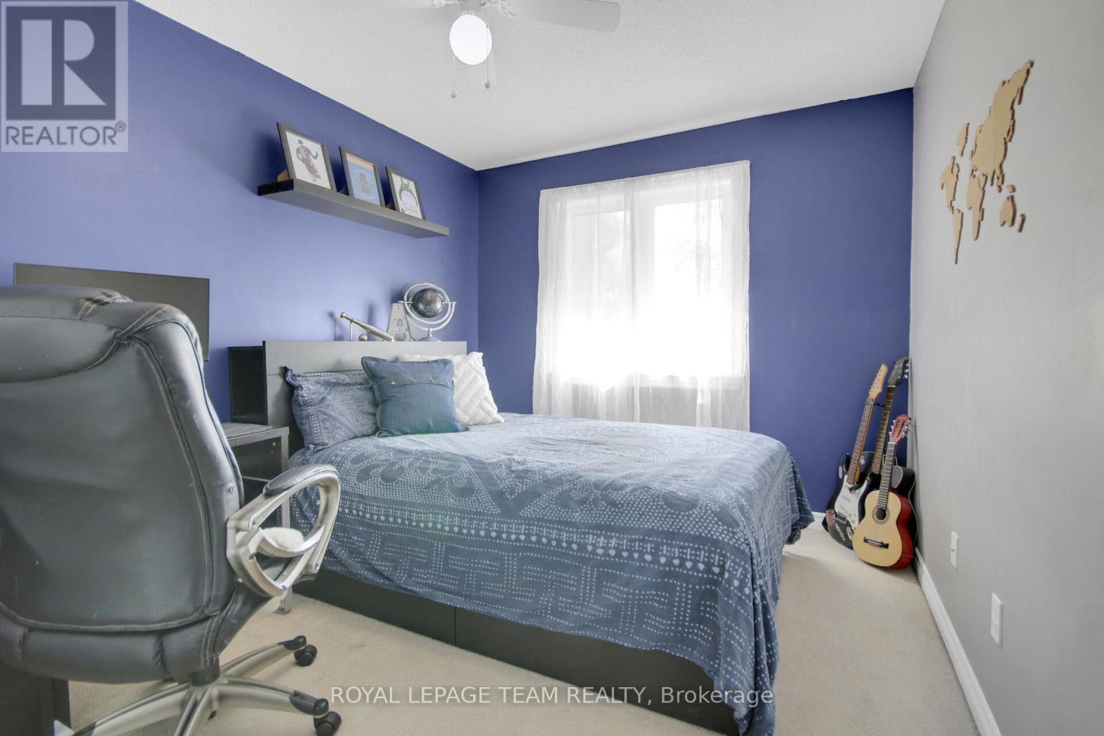 Photo 35 of 123 Talltree Crescent, Ottawa ON
