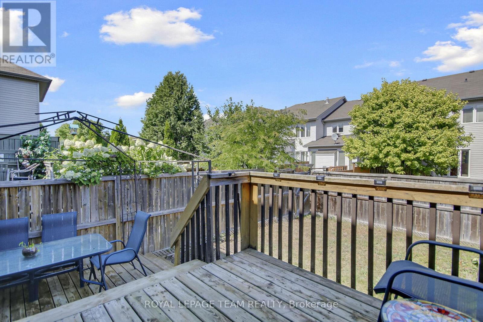 Photo 50 of 123 Talltree Crescent, Ottawa ON