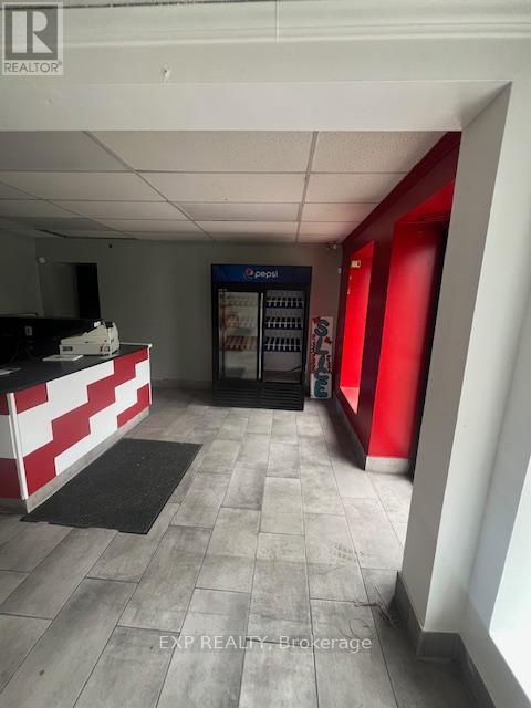 Photo 4 of 49 Raglan Street N, Renfrew ON