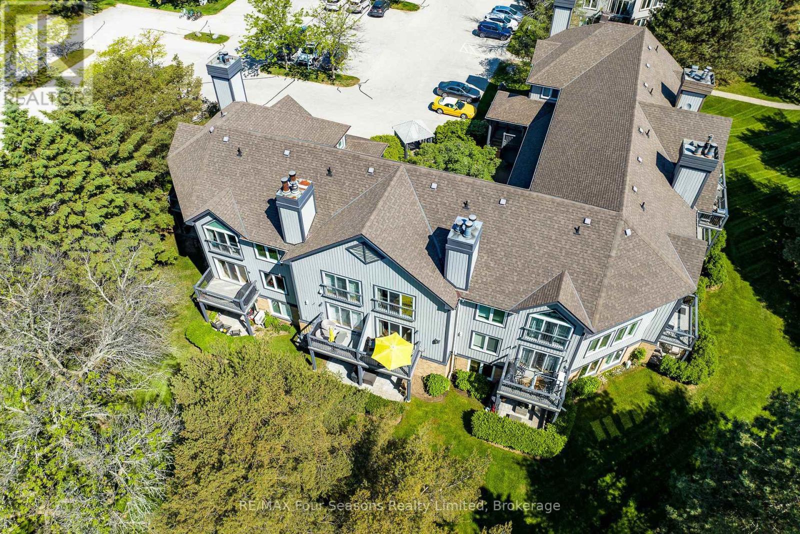 Photo 24 of 373 Mariners Way, Collingwood ON