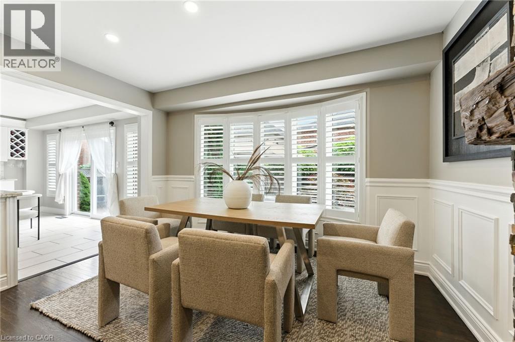 Photo 8 of 2484 Whitehorn Drive, Burlington ON