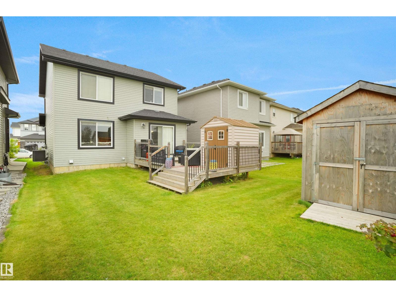 Photo 11 of 15160 16 St Nw, Edmonton AB