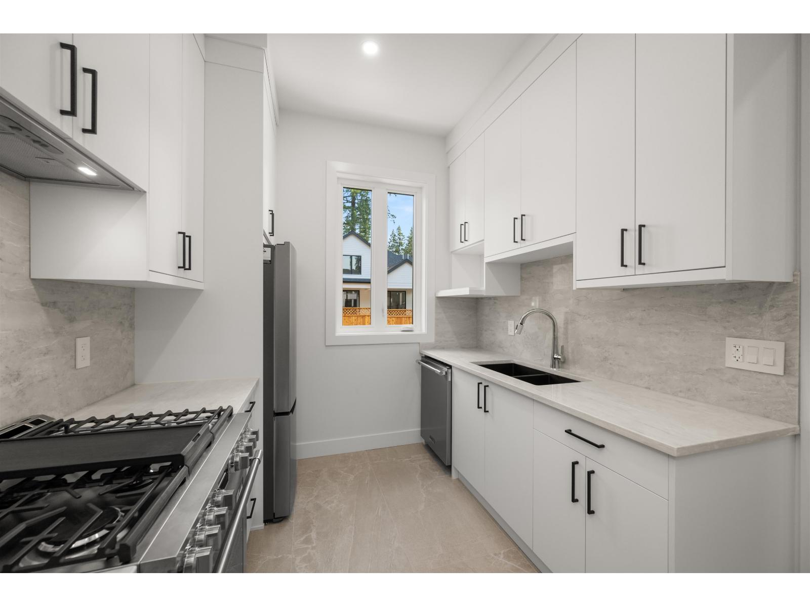 Photo 13 of 20334 42 Avenue, Langley BC