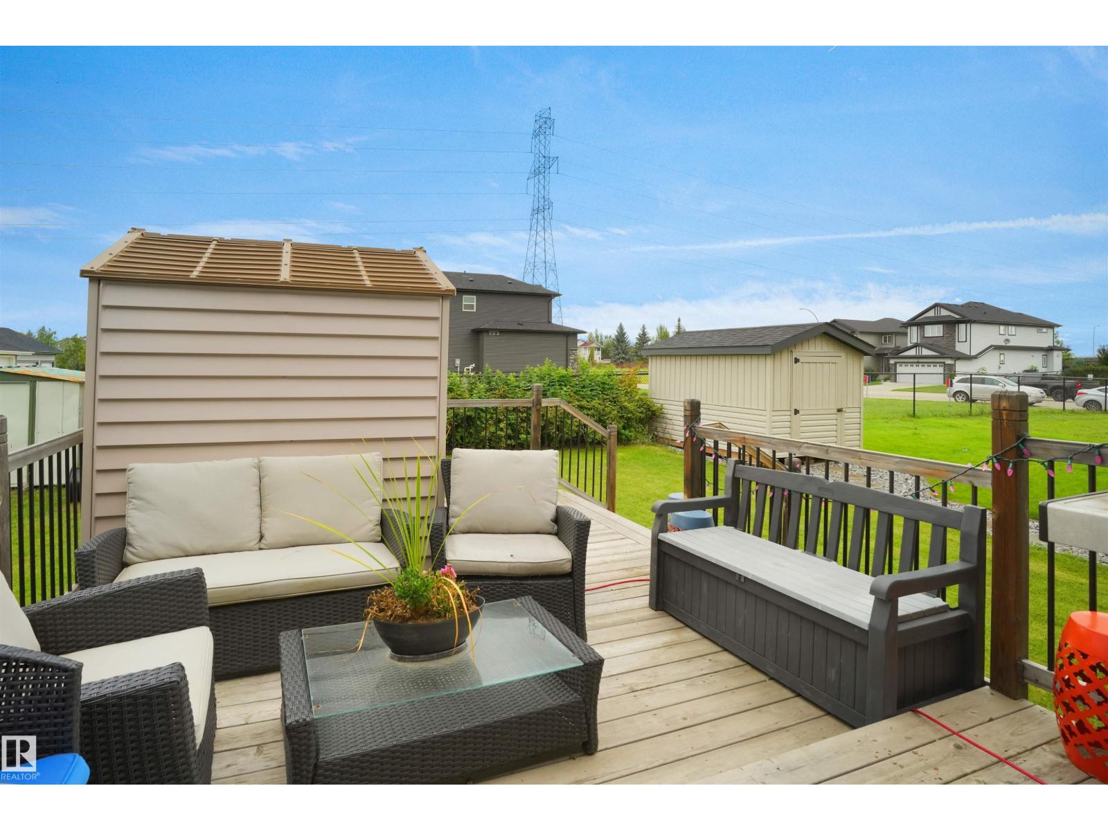 Photo 14 of 15160 16 St Nw, Edmonton AB