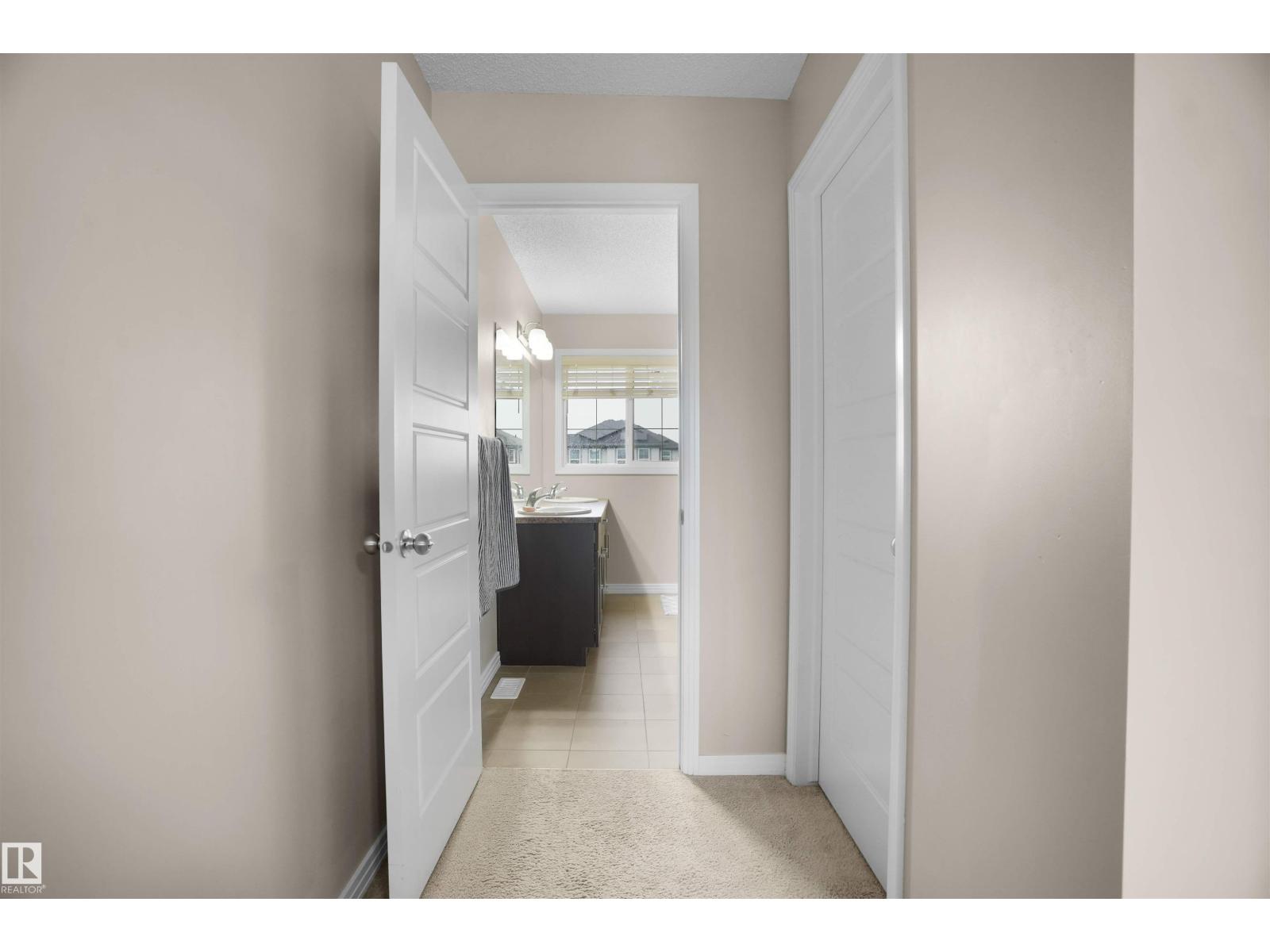 Photo 39 of 15160 16 St Nw, Edmonton AB