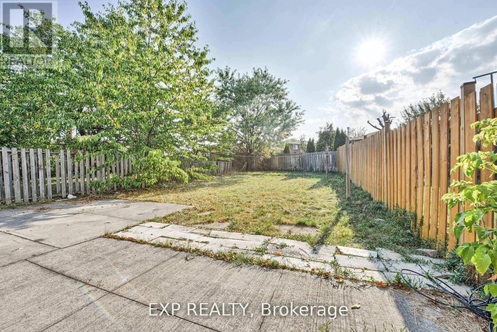 Photo 27 of 7292 Redfox Road, Mississauga ON