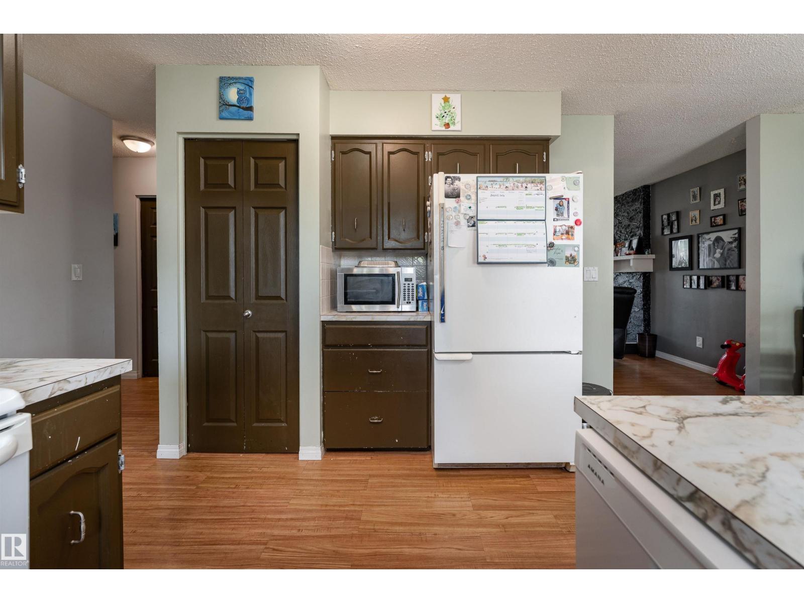 Photo 16 of 9510 79 St, Fort Saskatchewan AB