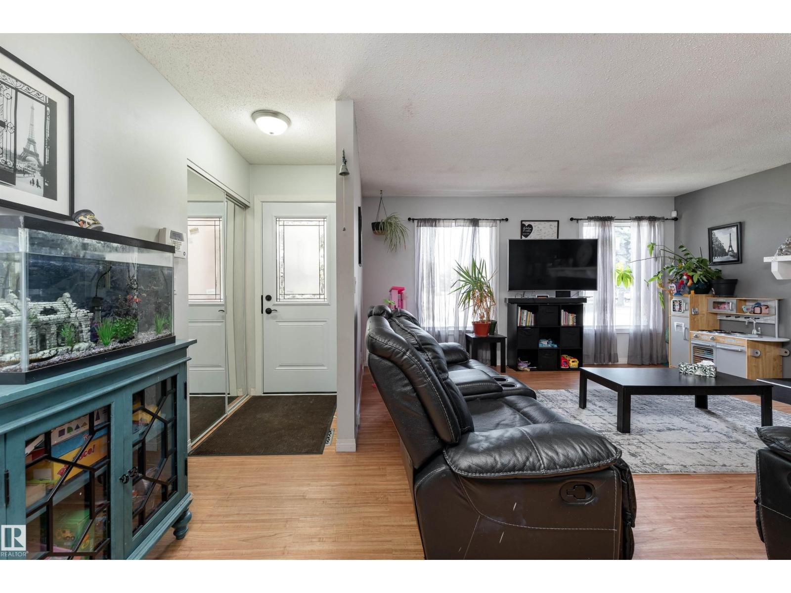 Photo 32 of 9510 79 St, Fort Saskatchewan AB