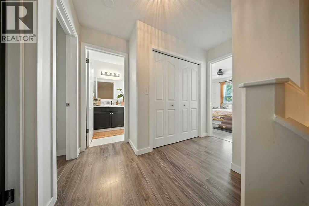 Photo 26 of 4628 45 Street, Sylvan Lake AB