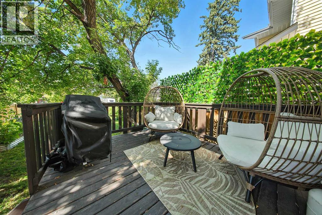 Photo 27 of 4628 45 Street, Sylvan Lake AB