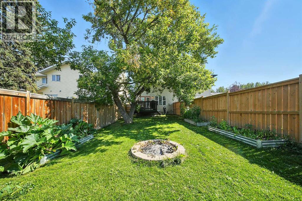 Photo 30 of 4628 45 Street, Sylvan Lake AB