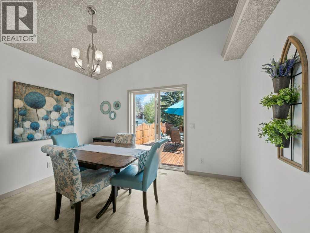 Photo 8 of 155 West Lakeview Passage, Chestermere AB