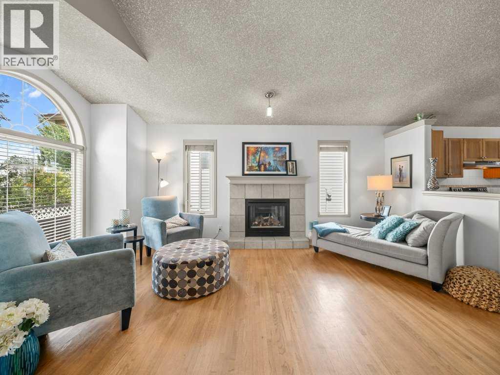 Photo 3 of 155 West Lakeview Passage, Chestermere AB