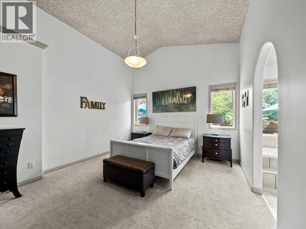 Photo 10 of 155 West Lakeview Passage, Chestermere AB
