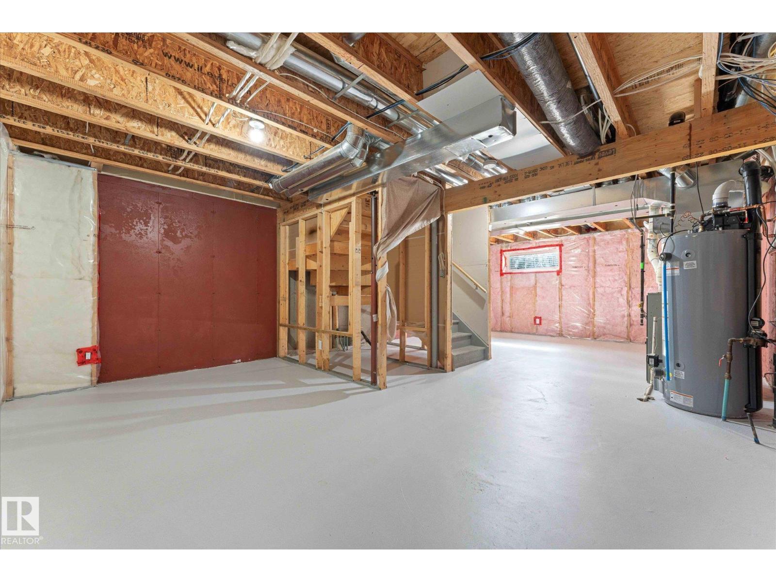 Photo 29 of 40 1404 Hermitage Rd Nw, Edmonton AB