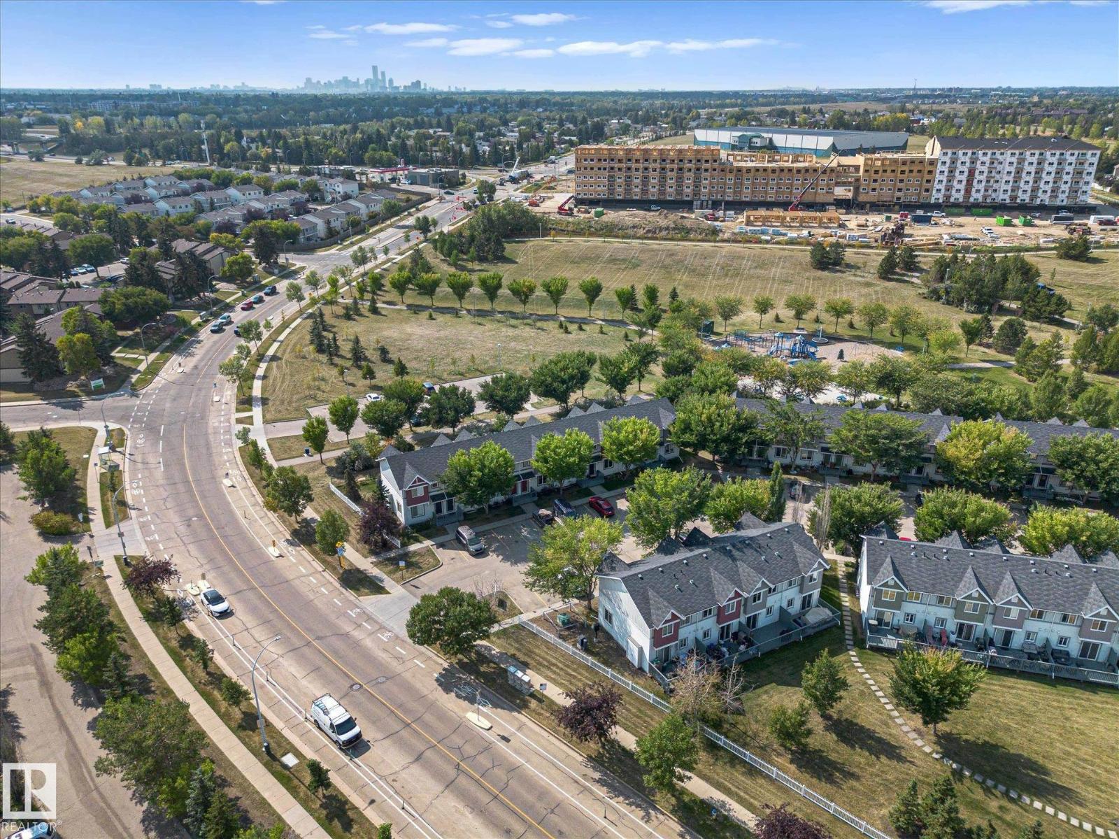 Photo 38 of 40 1404 Hermitage Rd Nw, Edmonton AB