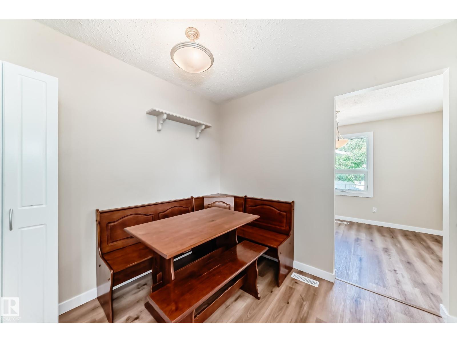 Photo 12 of 3605 41 St, Leduc AB