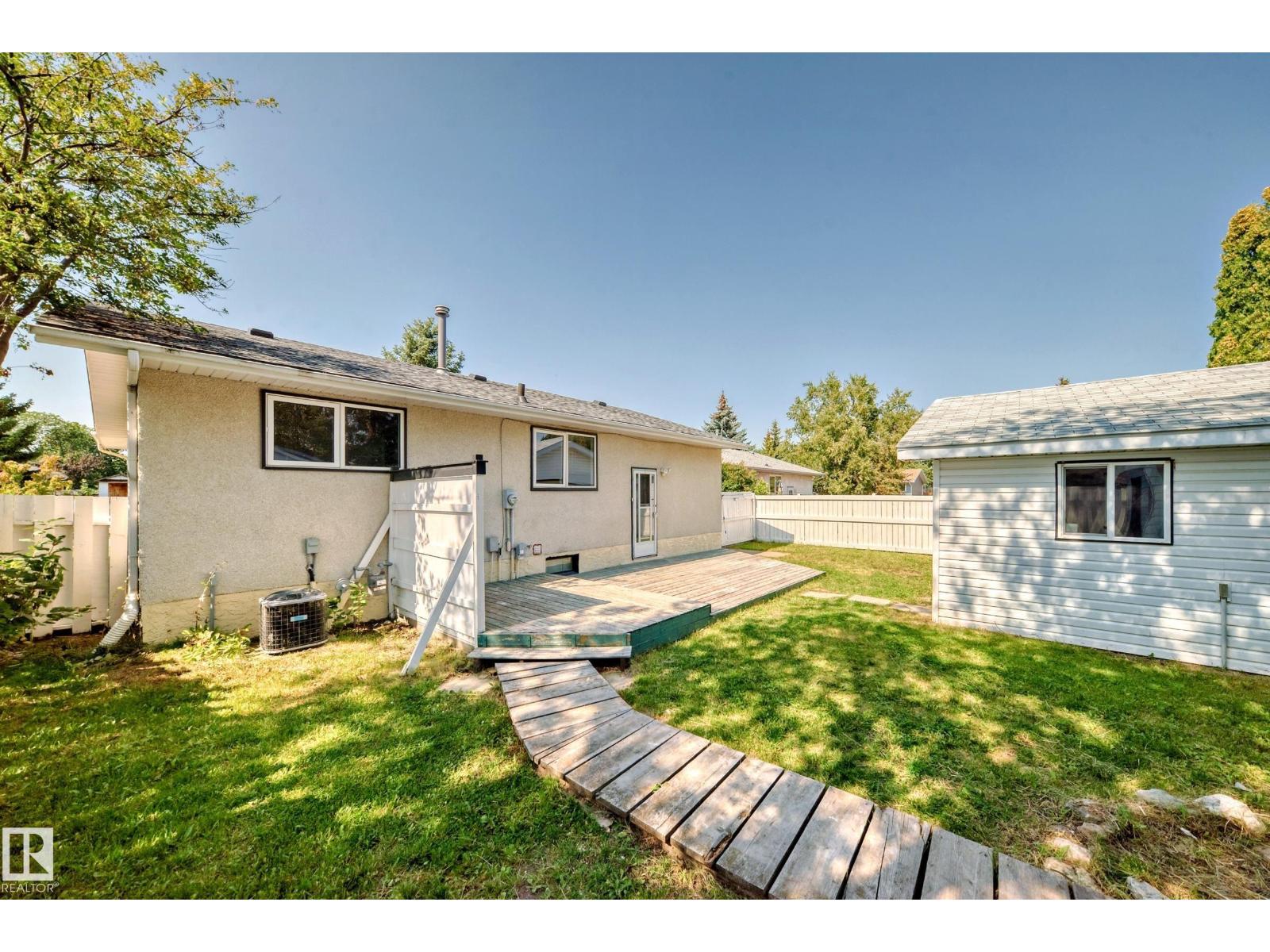 Photo 50 of 3605 41 St, Leduc AB