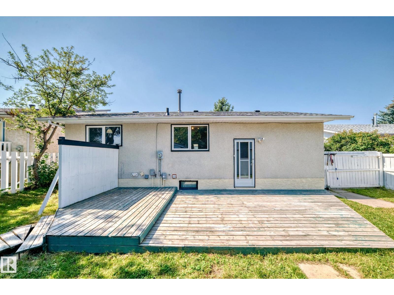 Photo 51 of 3605 41 St, Leduc AB