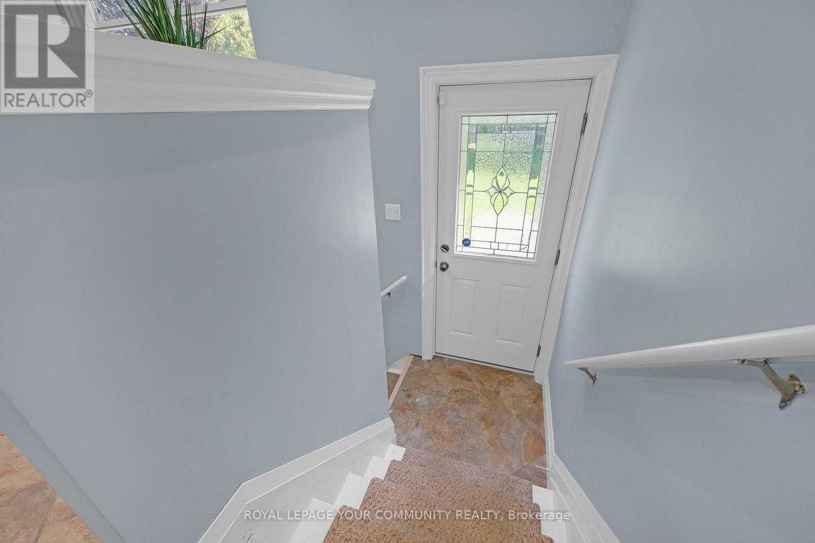 Photo 15 of 9 Theresa Avenue, Toronto ON