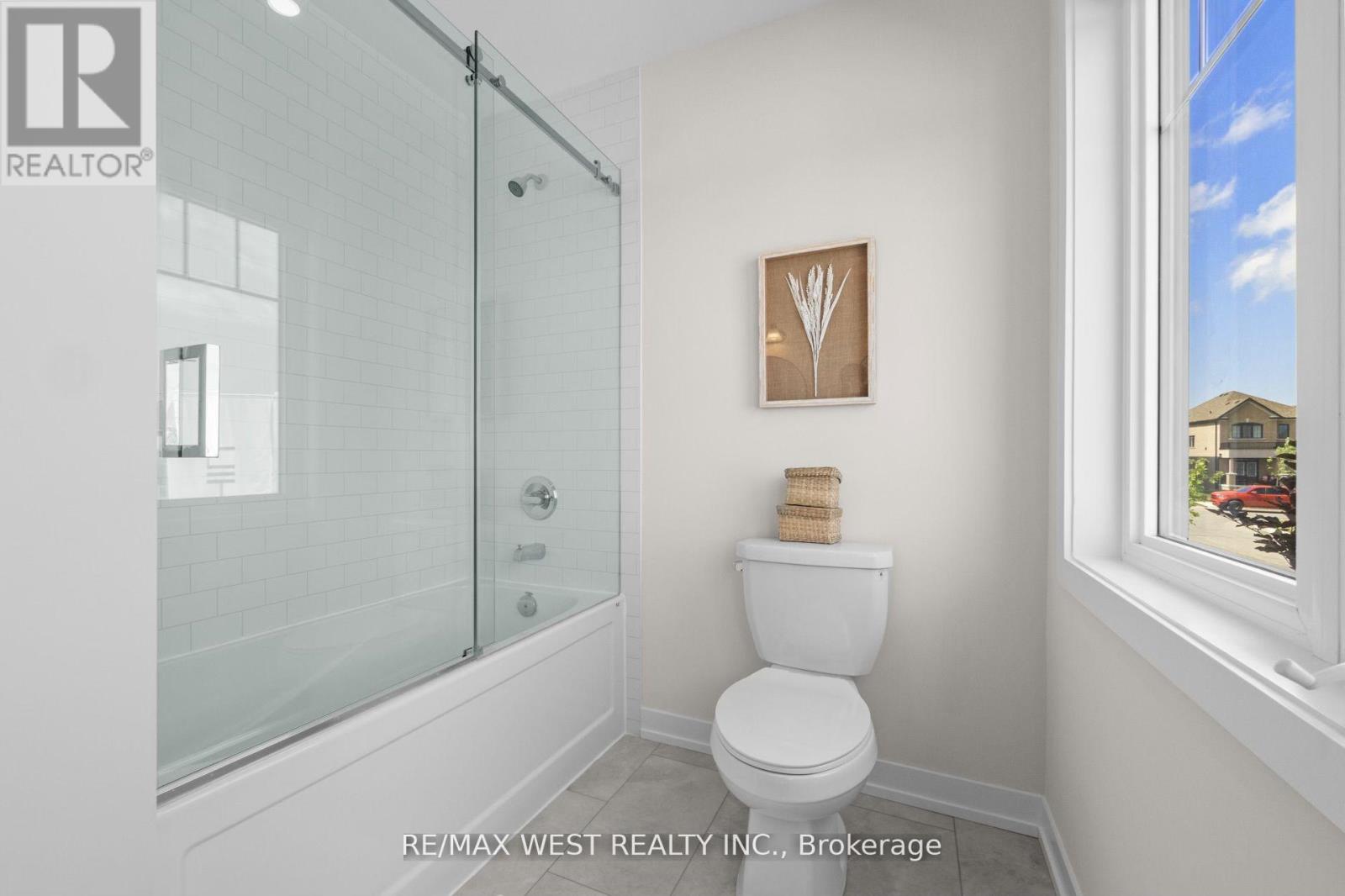 Photo 12 of 18 Ziibi Way, Clarington ON