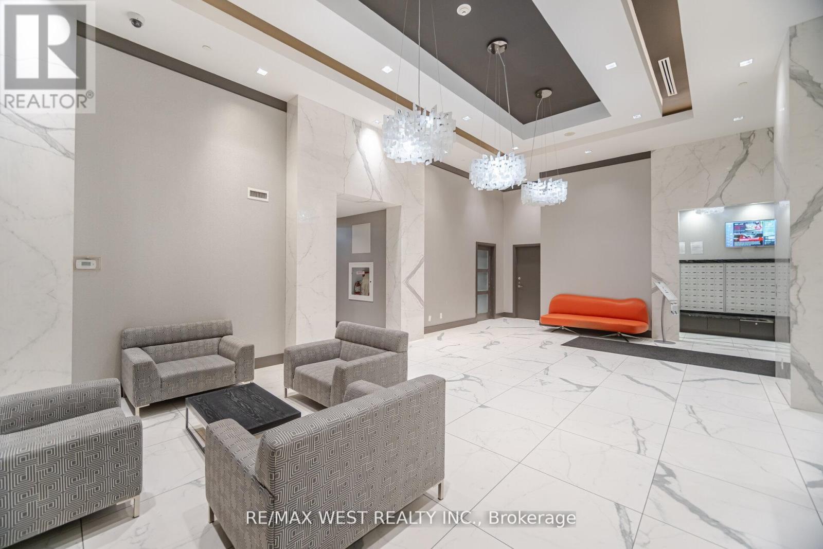 Photo 3 of 1704 3700 Highway 7, Vaughan ON