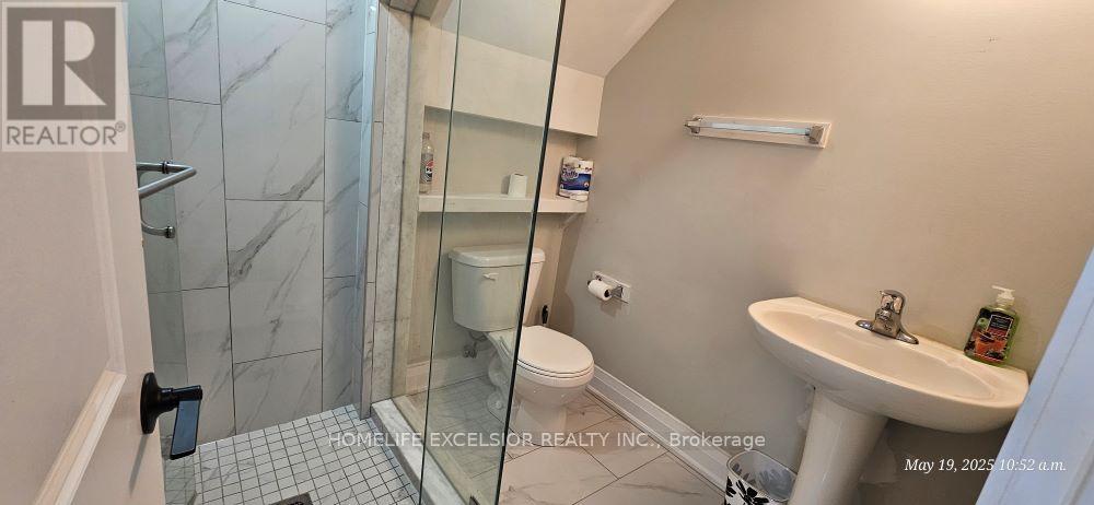 Photo 3 of Basement 19 Silkgrove Terrace, Markham ON