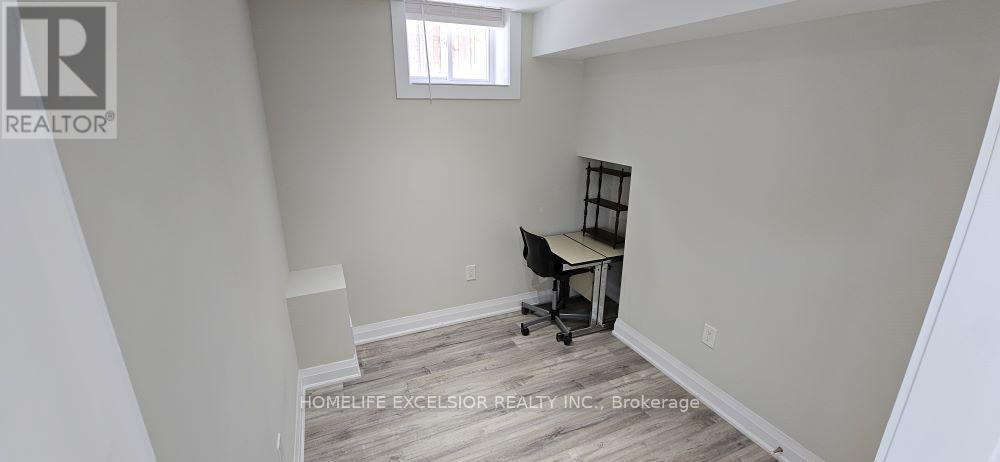 Photo 4 of Basement 19 Silkgrove Terrace, Markham ON