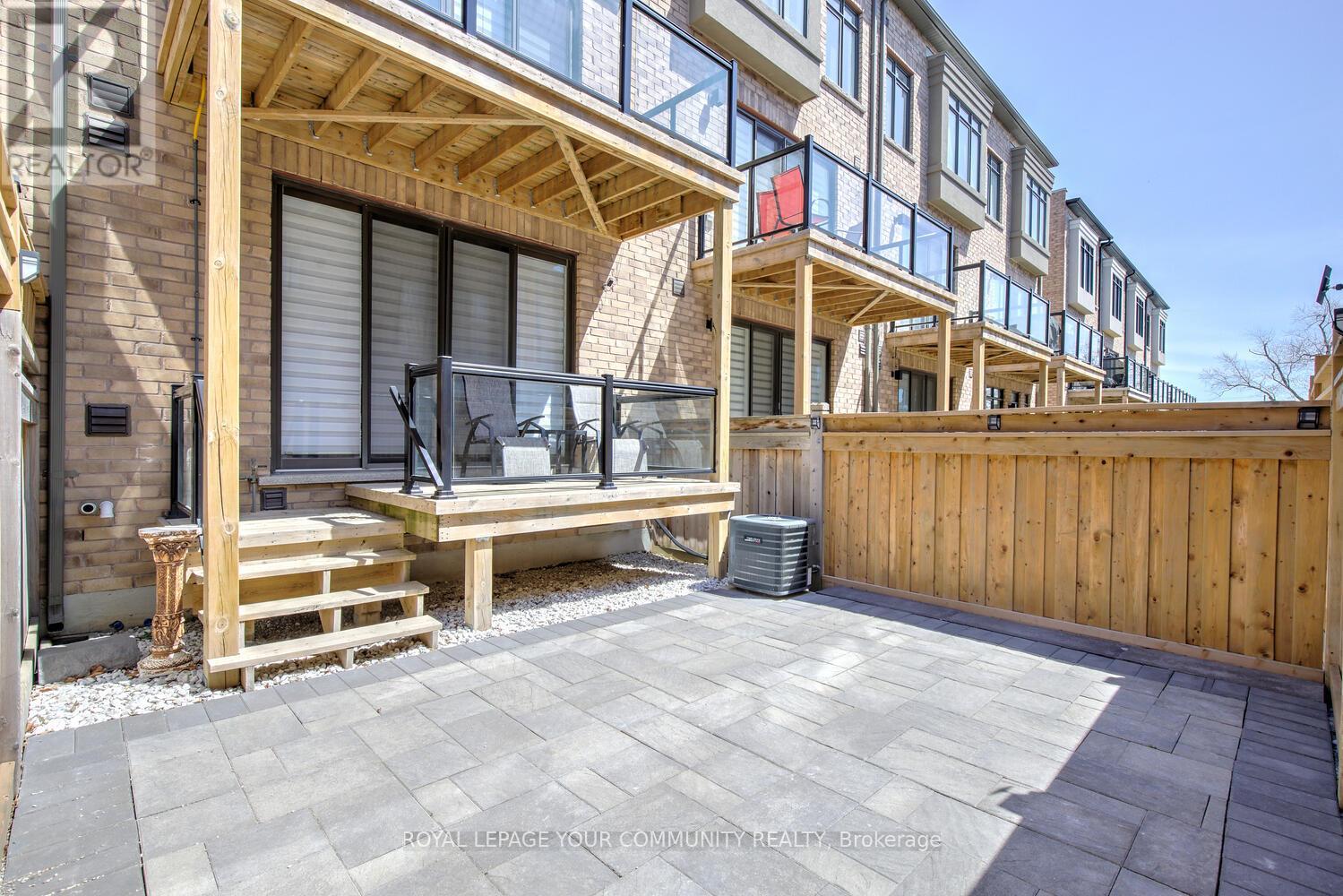 Photo 50 of 16 Glenngarry Crescent, Vaughan ON