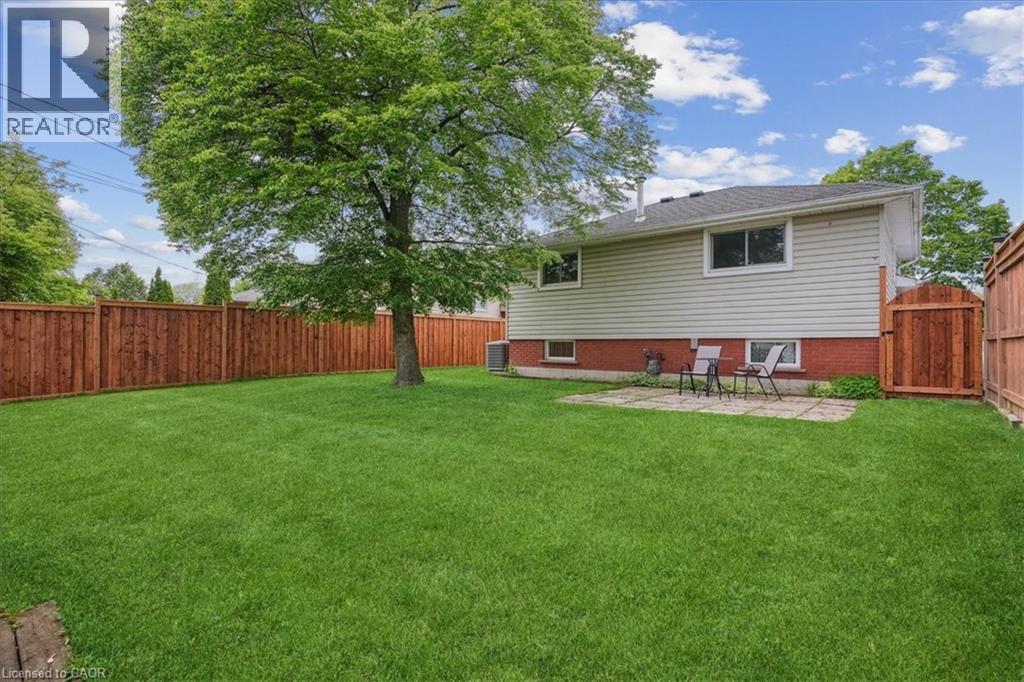 Photo 16 of 2426 Tait Avenue, Burlington ON