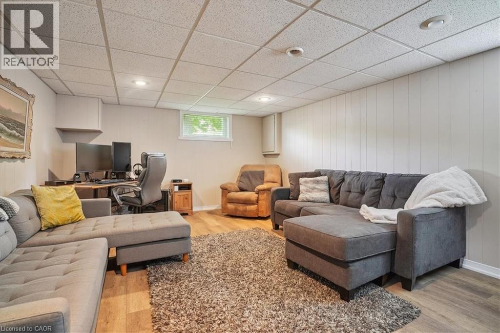 Photo 18 of 2426 Tait Avenue, Burlington ON