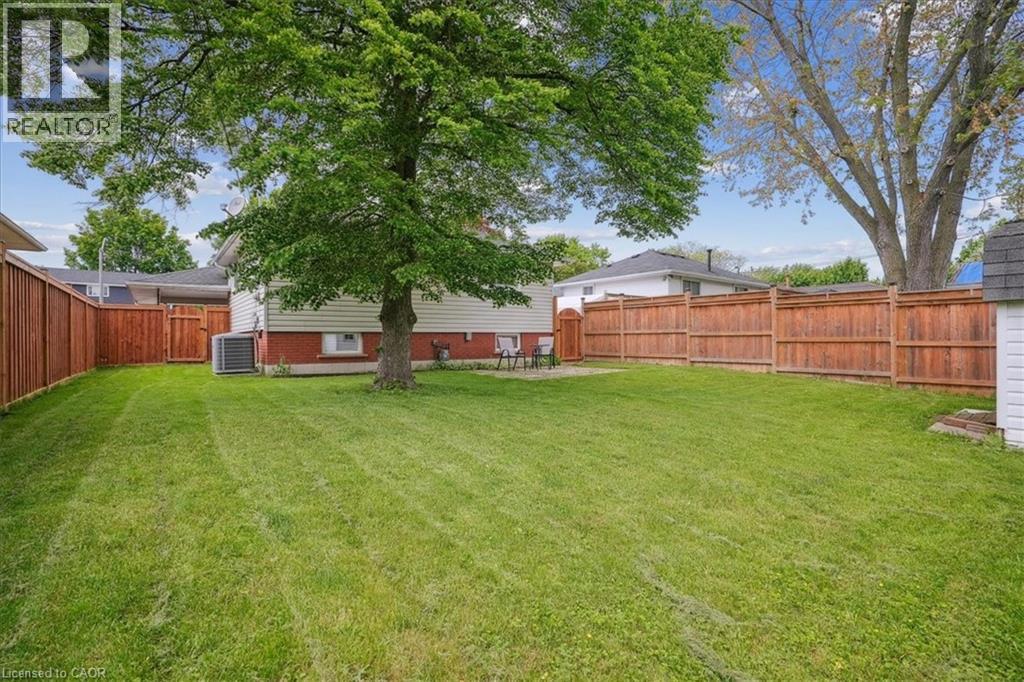 Photo 15 of 2426 Tait Avenue, Burlington ON