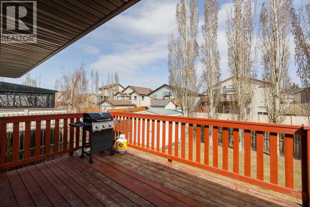 Photo 34 of 64 Irving Crescent, Red Deer AB