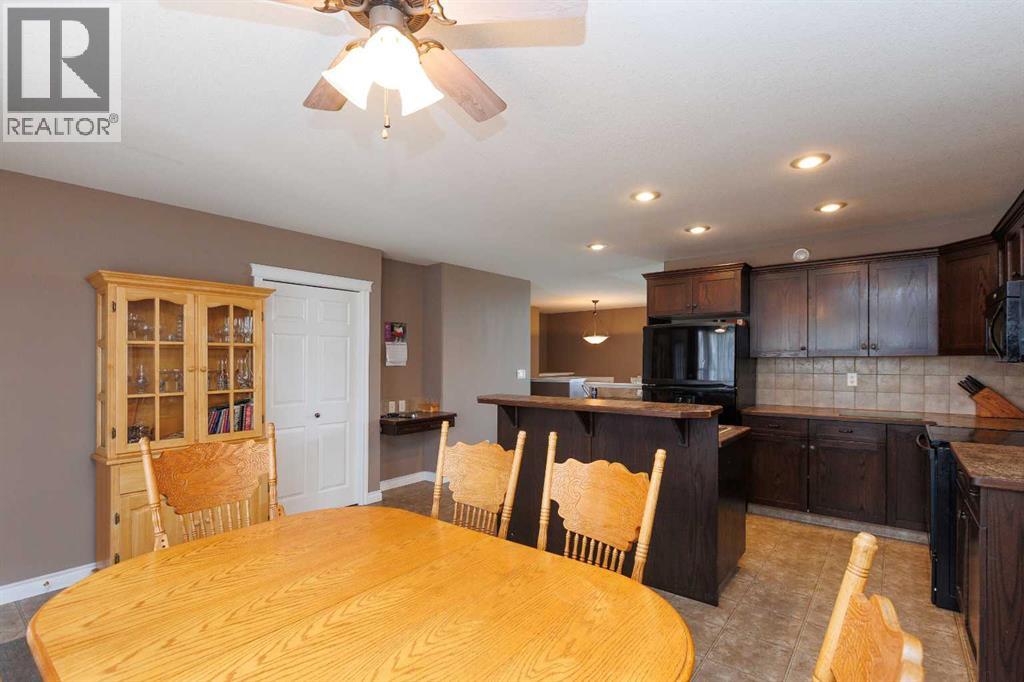 Photo 9 of 64 Irving Crescent, Red Deer AB