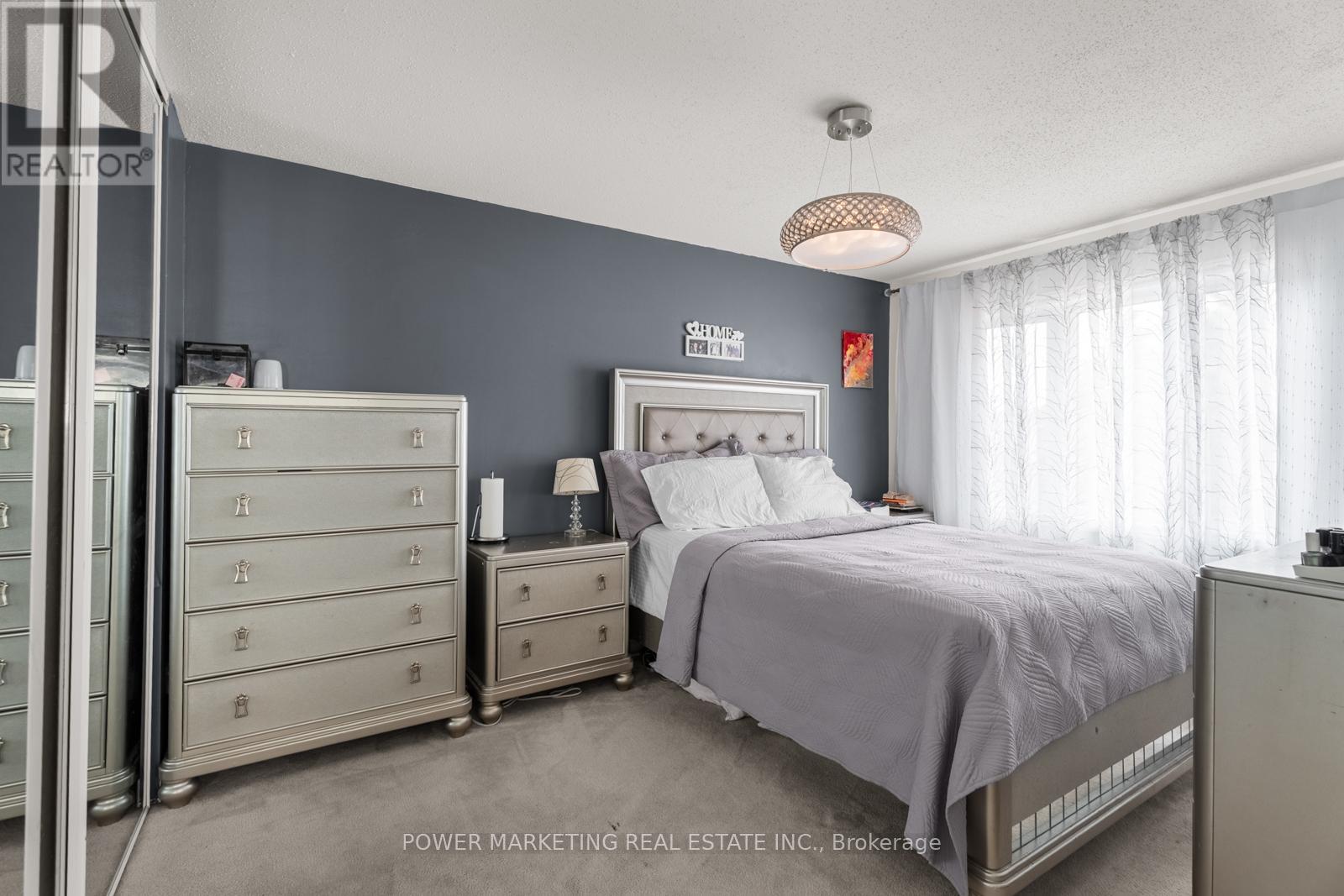 Photo 20 of 49 Shandon Avenue, Ottawa ON