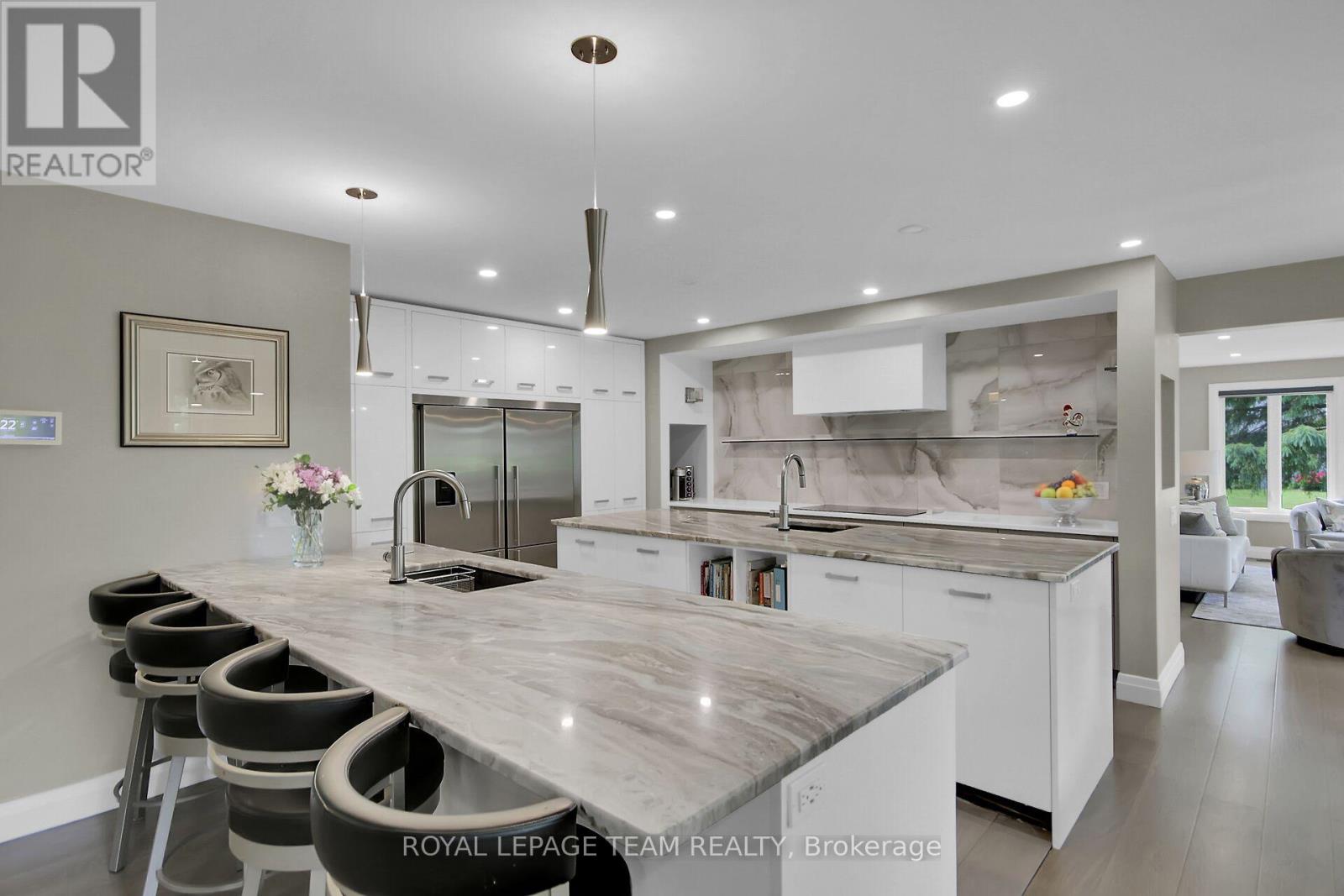 Photo 8 of 8 Richland Drive, Ottawa ON