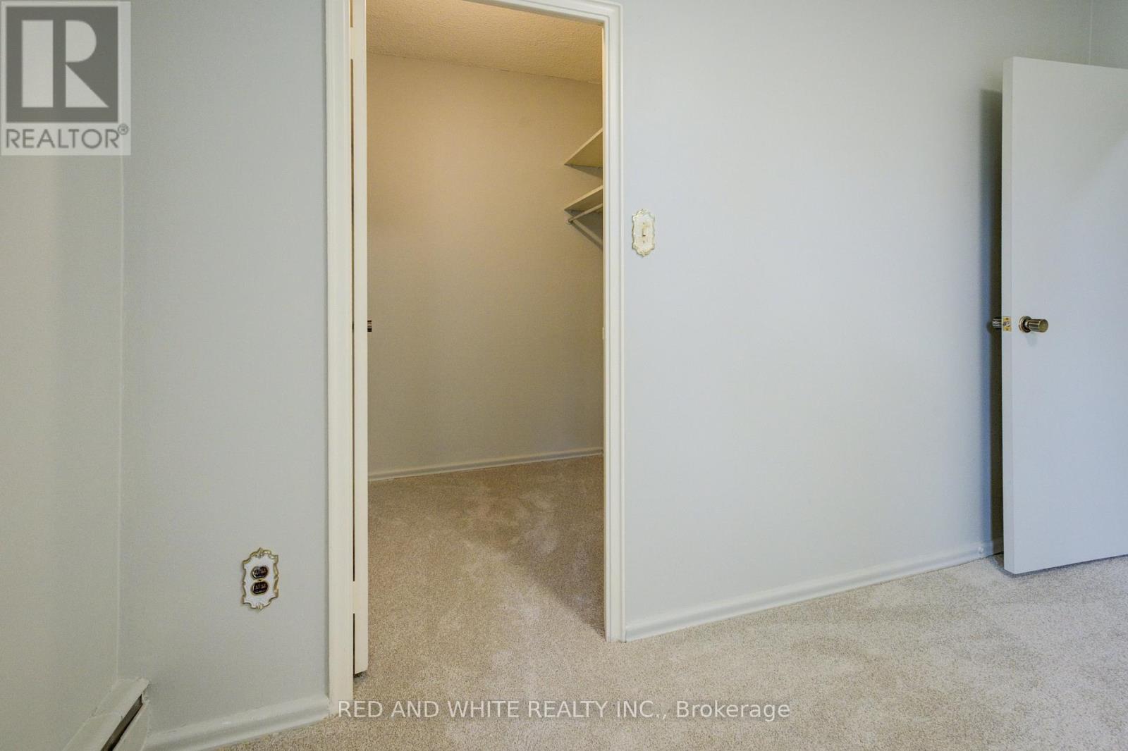 Photo 27 of 407 45 Westmount Road N, Waterloo ON
