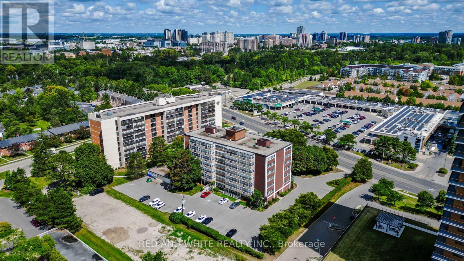 Photo 31 of 407 45 Westmount Road N, Waterloo ON