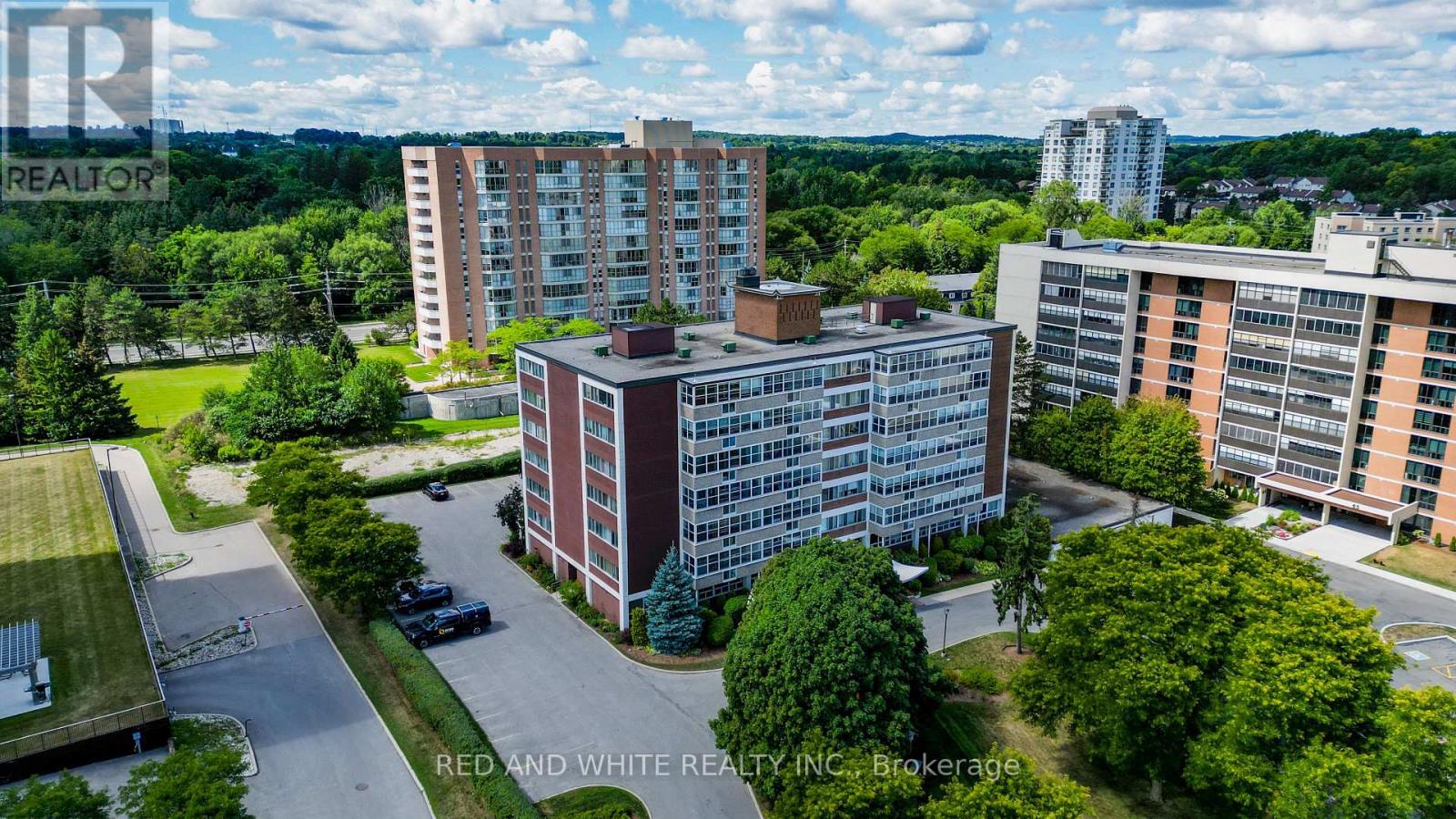 Photo 36 of 407 45 Westmount Road N, Waterloo ON