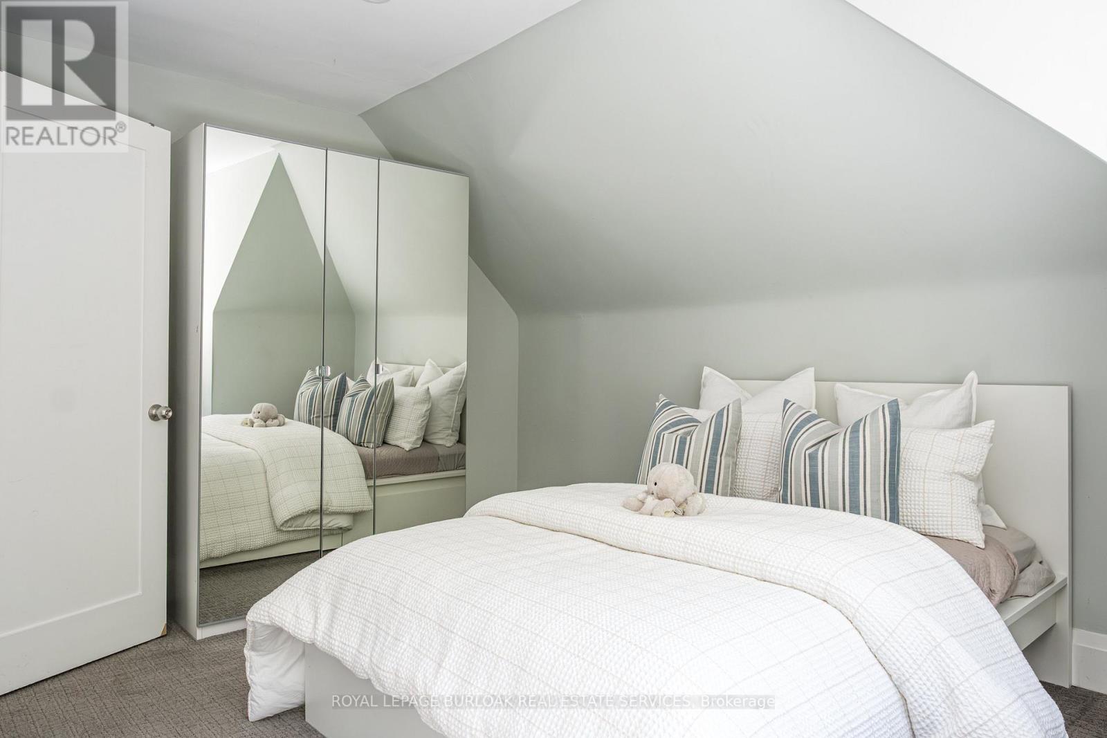 Photo 28 of 3 Oakwood Place, Hamilton ON