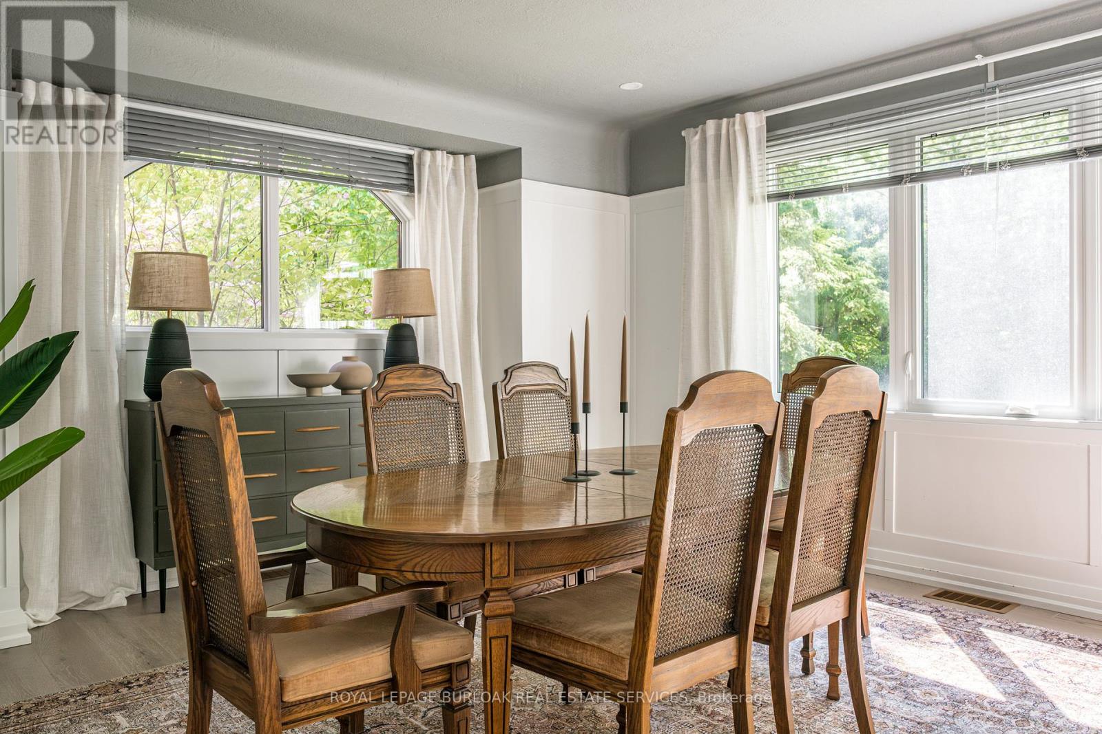 Photo 8 of 3 Oakwood Place, Hamilton ON