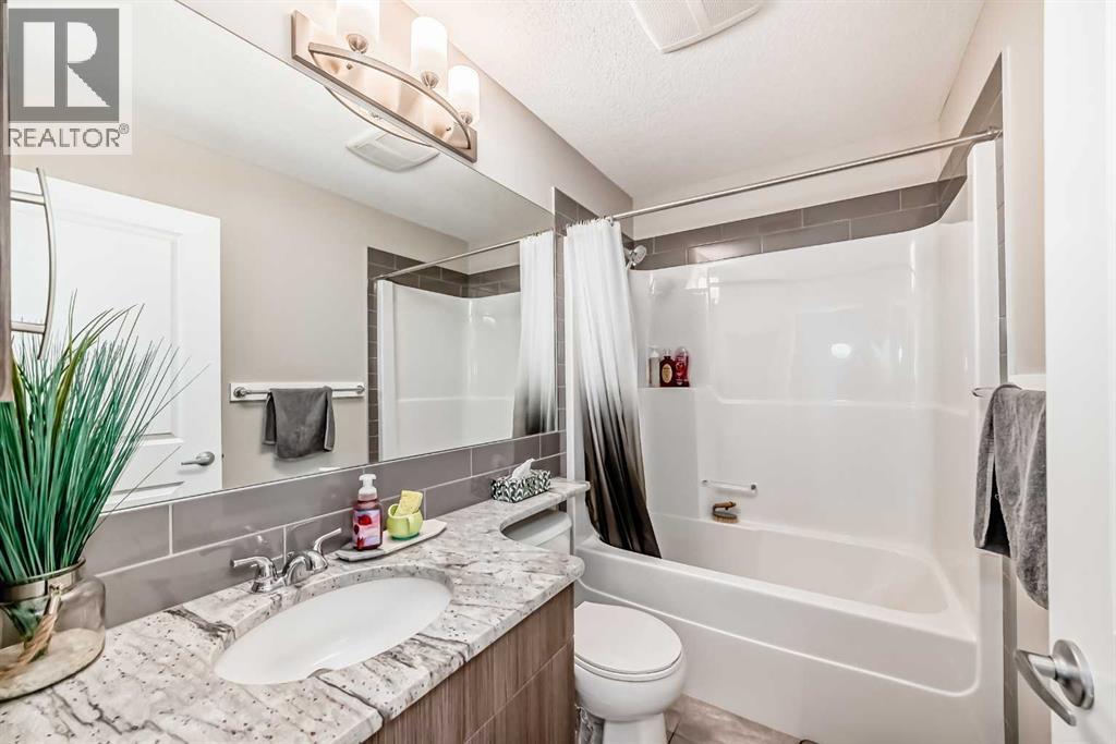 Single Family House for Sale in  Nolancrest Circle NW Nolan Hill Calgary 