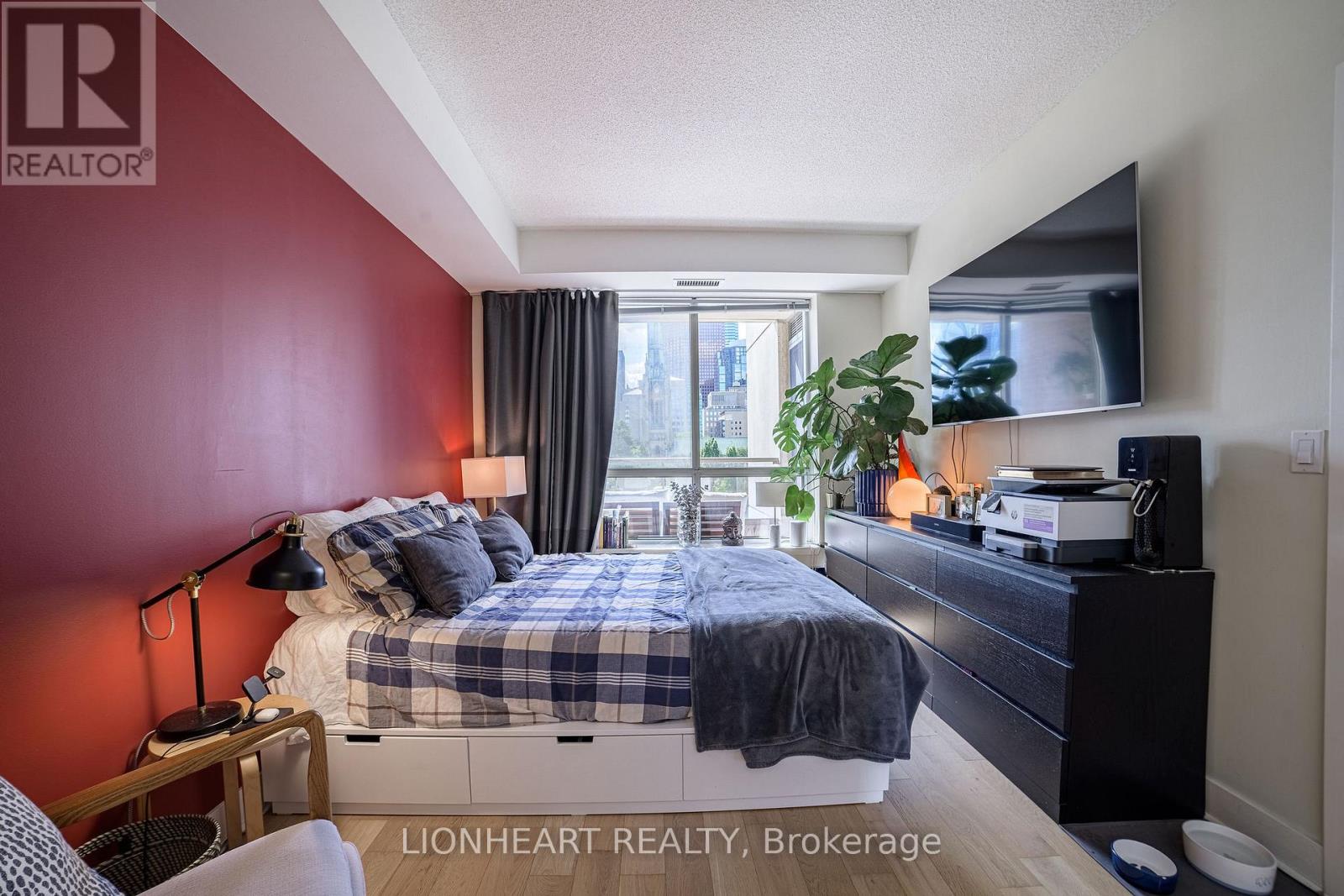 Photo 19 of 610 168 King Street, Toronto ON
