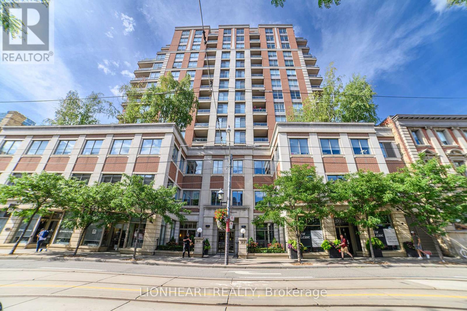Photo 2 of 610 168 King Street, Toronto ON