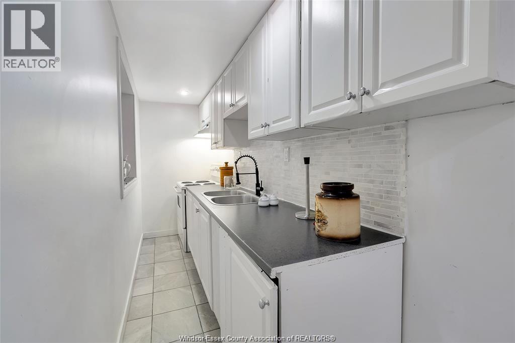 Photo 31 of 78 Joanne Court, Leamington ON