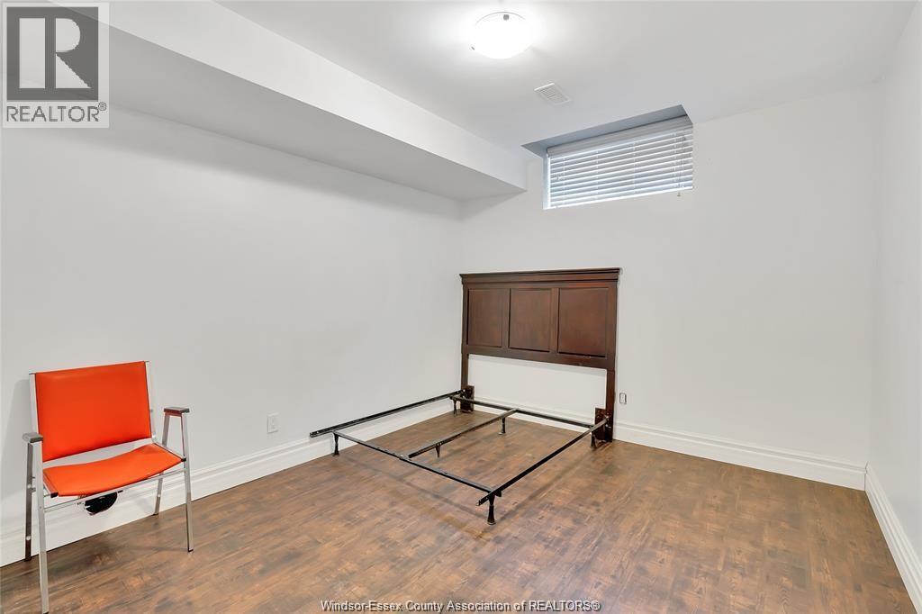 Photo 34 of 78 Joanne Court, Leamington ON