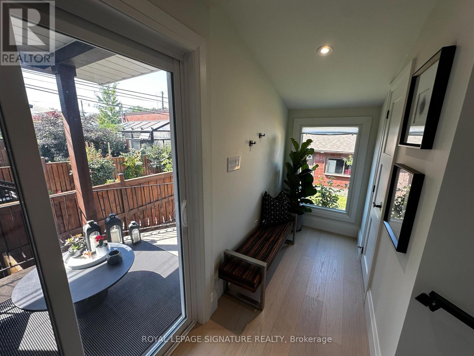 Photo 19 of Upper 198 Earlscourt Avenue, Toronto ON