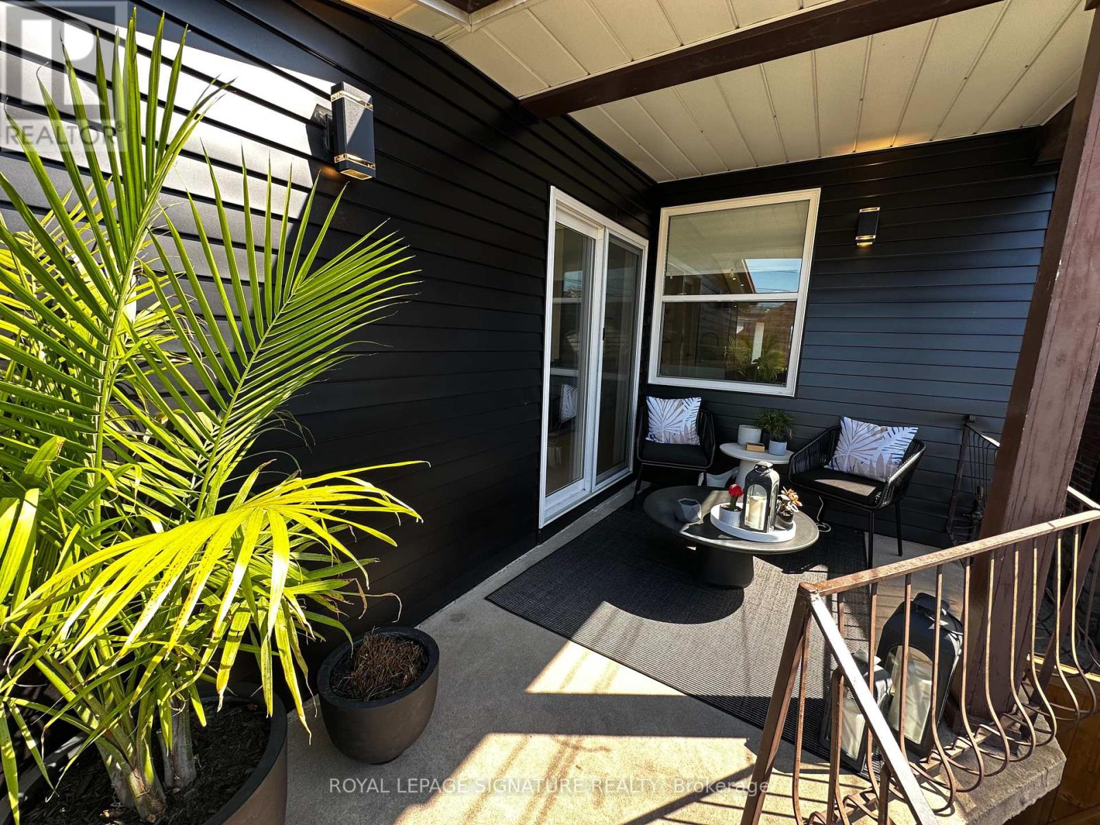 Photo 22 of Upper 198 Earlscourt Avenue, Toronto ON