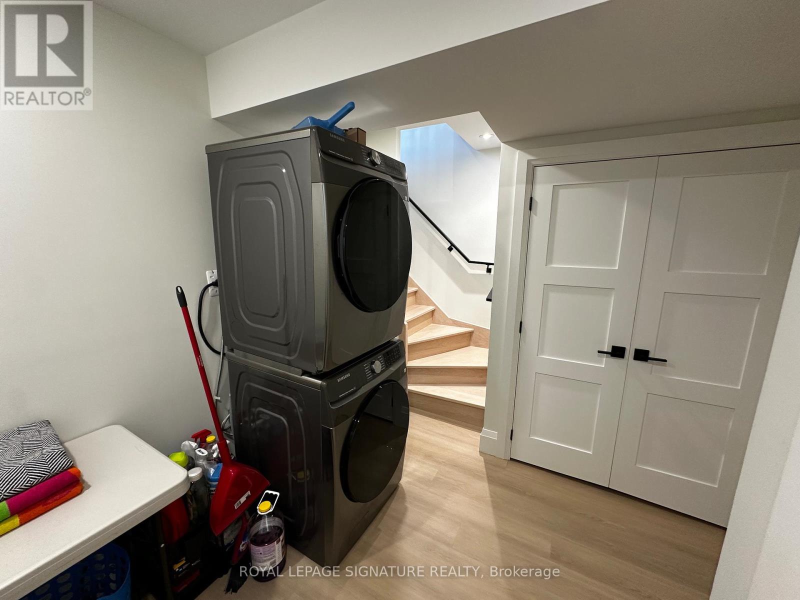 Photo 28 of Upper 198 Earlscourt Avenue, Toronto ON